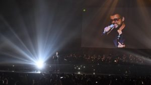 Chris Martin singing a tribute to George Michaels