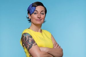 gay-express-Zoe-Lyons-nz-comedy-fest