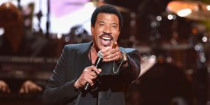 gay-express-Lionel-Richie-nz-tour