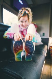 gay-express-miley-cyrus-converse-pride-YES-TO-ALL