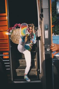 gay-express-miley-cyrus-converse-pride-YES-TO-ALL
