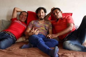 express-Colombia-Polyamorous-Throuple-1
