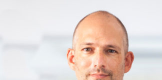 Dr Peter Saxton