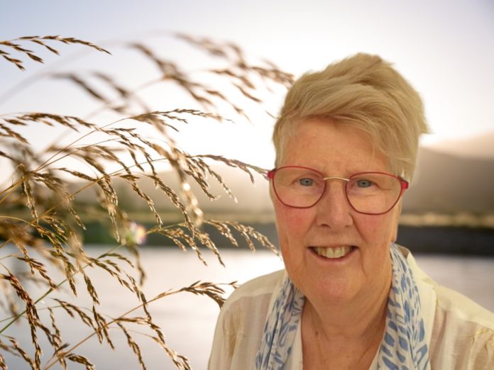 Joan Bellingham Joan Bellingham
