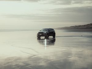 EvoqueP300HSE(34of38) (1)