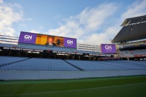 Graham Norton blends Sauvignon Blanc at Eden Park_Graham_landscape 3