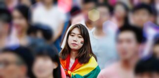 Singapore Lifts Ban on Gay Sex