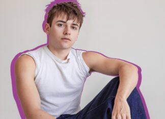 StanChris by Maxwell Poth